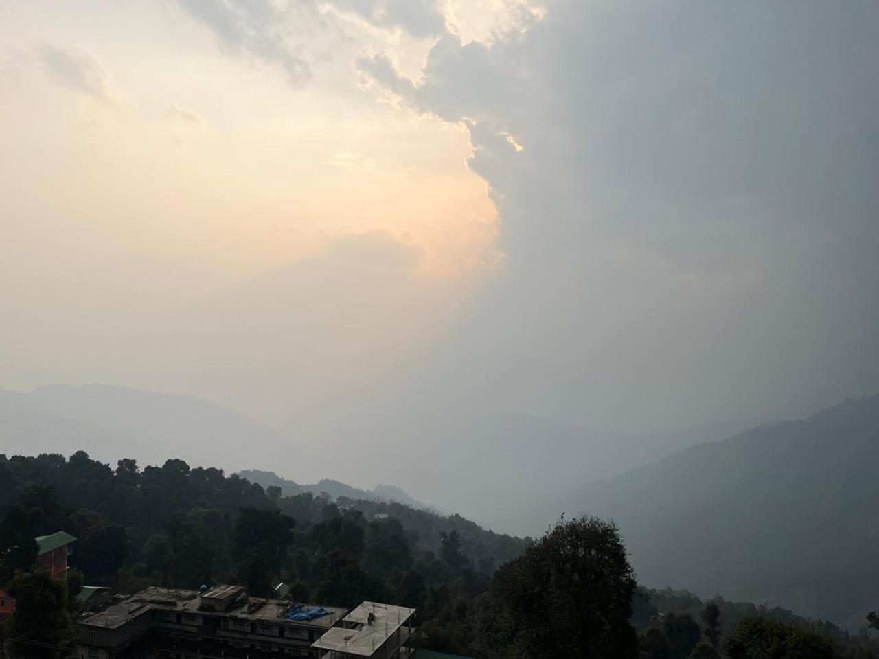Hangkhim Homestay Ravangla Exterior foto